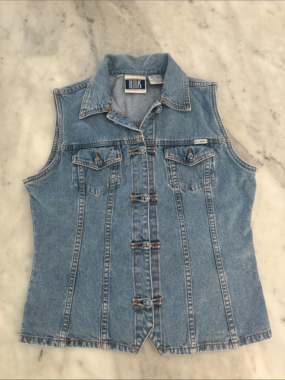 Bill  Blass vintage 100% cotton Light Blue Denim vest